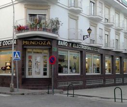 mueblesmendozahijosfachada.jpg
