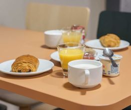 B&B HOTEL Troyes Centre image 11