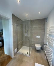 Duschkabine 90Grad Klar.jpg