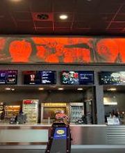 UCI Cinemas Red Carpet Matera immagine 1