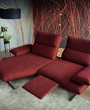 Funktionsarmteile: Verstellung der Armlehnen über fein abgestimmte Rasterbeschläge, ganz individuell nach Ihren Wünschen zweifach verstellbare Rückenlehnen: zum einen können sie im Ganzen nach hinten geklappt werden, zum anderen lässt sich die Lehne