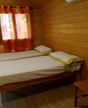campinglaelizafotointeriorcabana.jpg