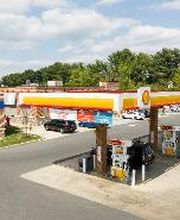 Get your car wash at Splash In located at 380 E. Chestnut Hill Road, Newark, DE!