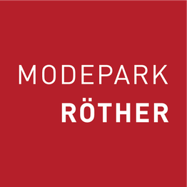 MODEPARK RÖTHER präsentiert auf großzügigen und modern gestalteten Flächen die neuesten Trends von über 300 angesagten Mode-Marken für Damen-, Herren-, Kinder- und Young-Fashion sowie Wäsche, Schuhe und Accessoires für die ganze Familie. Alles unter einem Dach - mit kostenlosen Parkplätzen direkt vor der Türe!