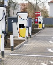 Shell Recharge Charging Station Bild 1