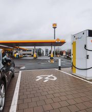 Shell Recharge Charging Station Bild 1