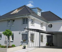 Hechler Türen, Überdachungen + Sonnenschutz Bild 1