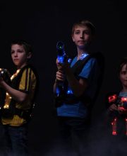 Laserstar® Oldenburg Zone Lasertag, Minigolf & Arcade Games Bild 7