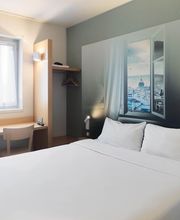 B&B HOTEL Saint-Michel-sur-Orge image 1