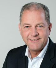 Geschäftsinhaber Dipl. Kaufm. Dirk Schneidewind