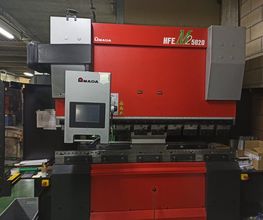 Plegadora-CNC-Amada-HFE-M2-5020.jpg