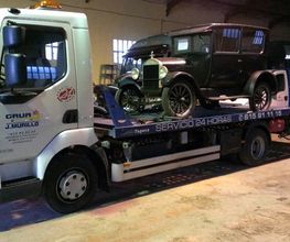 gruas-j-murillo-vehiculo-antiguo-04.jpg