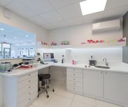 Opticien TAVERS Optical Center image 7
