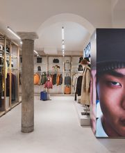 K-Way 34 Milano immagine 14