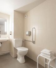 B&B HOTEL Calais Coquelles Tunnel sous la Manche image 14