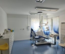 Dr. med. dent. Ernst Karin Bild 4