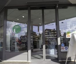 entrée-pharmacie-amavita-st-barthélemy