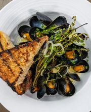 YOT Bar & Kitchen image 13