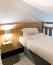 B&B HOTEL Angers 1 Beaucouzé image 5