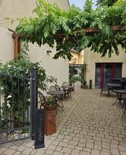 Eingang Garten Patta Restaurant