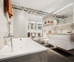 Sanitas Troesch Locarno/Bellinzona, Esposizione di cucine ed esposizione di bagni Contone Bild 6