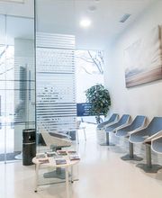 xluz-clinic-pamplona.jpg.pagespeed.ic.6lUDJYLS5w.jpg