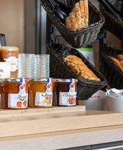 B&B HOTEL Lille Roubaix Campus Gare image 4