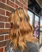 Fantastic Sams Cut & Color image 13