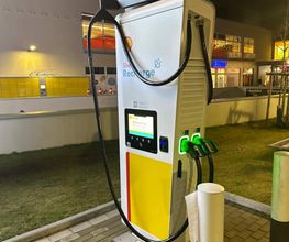 Shell Recharge Charging Station Bild 1