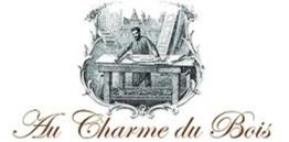 Au Charme Du Bois logo