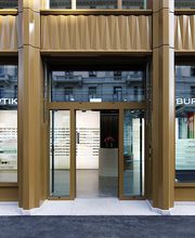 Burri Optik und Kontaktlinsen beim Bellevue in Zürich Bild 1