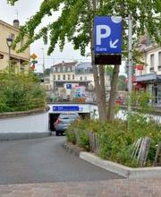 Parking de la Gare de Chatou image 1