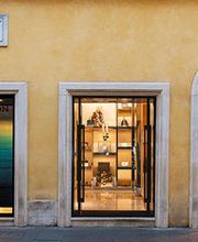 Louis Vuitton Rome Via Condotti immagine 1