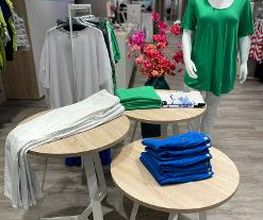 Ulla Popken | Große Größen | Berlin MA-Eastgate Bild 1