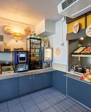 B&B HOTEL Honfleur image 11