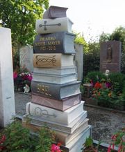 Rafael Häfliger Bildhauer & Plastiker GmbH Bild 10