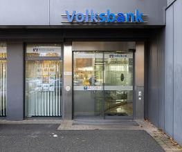 Außenbereich Geschäftsstelle Senne der Volksbank in Ostwestfalen