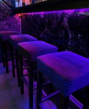 Moon Bar Bild 14