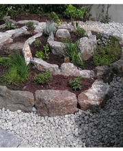 Hand in Hand - Gartenpflege & Gestaltung Bild 1