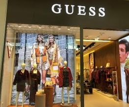 GUESS immagine 12