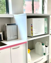 Sterilisatie ruimte om alle materialen hygiënisch te kunnen gebruiken. Hygiëne staat bij ons in de praktijk voor veiligheid!