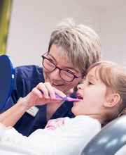 Zahnarztpraxis Dres. med. dent. Morger & Thieme Bild 5