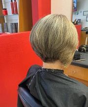 Fantastic Sams Cut & Color image 6