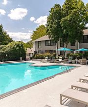 Rosemont at East Cobb Apartments image 3