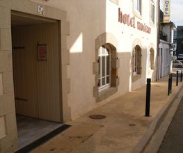 Hotel modern image 12