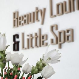 Beauty Lounge & Little Spa