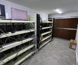 Hosting ASIC Miner Farm