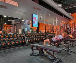 Basic-Fit 24/7 image 1