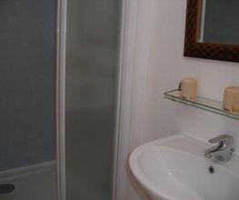 Hotel modern image 15
