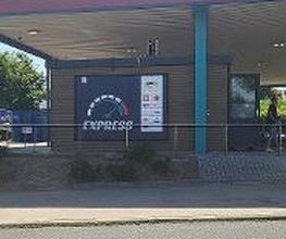Express Tankstelle Bild 6